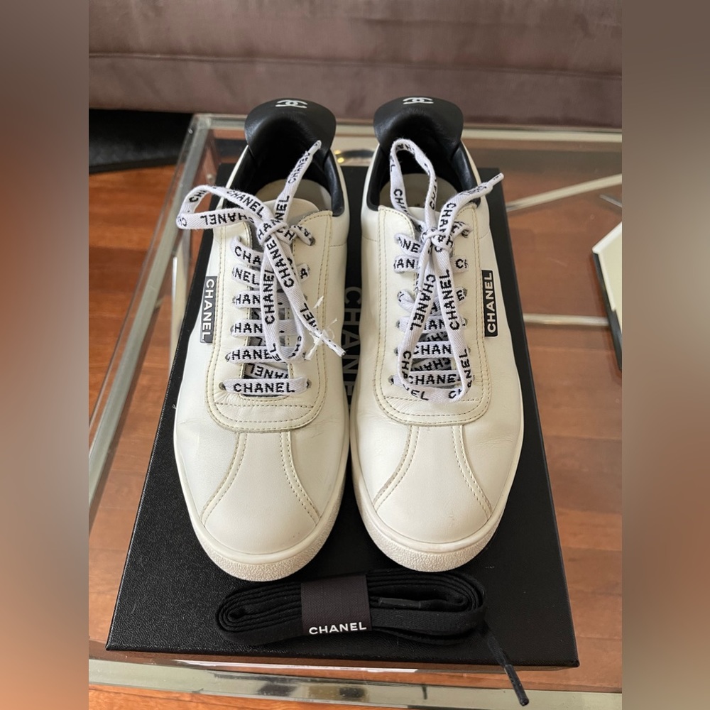Chanel 2018 'Chanel' Lace-Up White Leather Sneakers - size 37.5